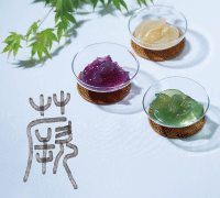 果実と蕨（わらび）のジュレ
